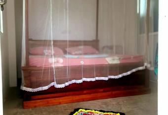 Ameesha guesthouse allows 18 year olds to book a room