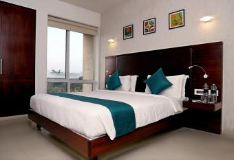 Patria Suites allows 18 year olds to book a room