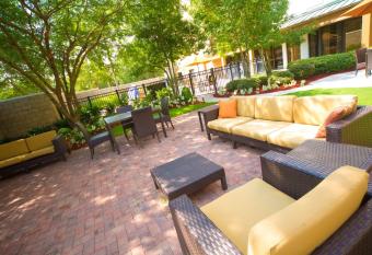 Courtyard by Marriott New Orleans Metairie has Balcony rooms