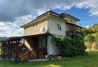 Casa Danut has Balcony rooms