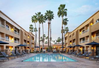 Courtyard by Marriott Palm Springs has Balcony rooms