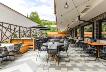 24 by AvenidA Hotel & Residences Kaprun has Balcony rooms