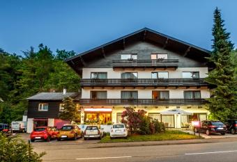 Schwarzwaldhotel Sonne has Balcony rooms