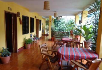 Hotel Encuentro del Viajero has Balcony rooms