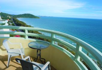 VIP Condochain Rayong 427 has Balcony rooms