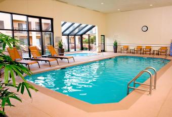 Sonesta Select Seattle Bellevue Redmond has Balcony rooms