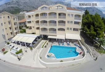 Aparthotel Milenij has Balcony rooms