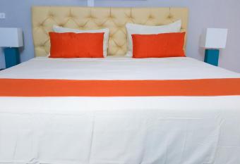 Donhead New Kingston Apt 5 allows 18 year olds to book a room