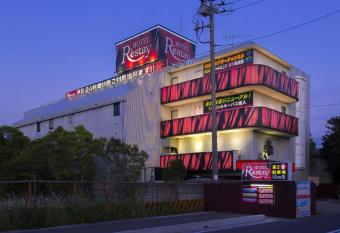 Restay Yashio (Adult Only) allows 18 year olds to book a room