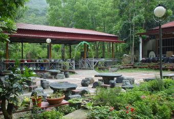 De Wang Villa has Balcony rooms