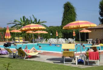 Villaggio Artemide allows 18 year olds to book a room