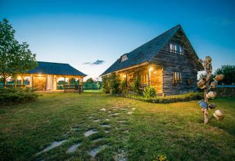 Gradina Vlahiia allows 18 year olds to book a room