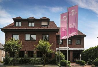 Haus Fliederbusch allows 18 year olds to book a room