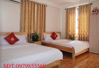 Quynh Yen Hotel has Balcony rooms