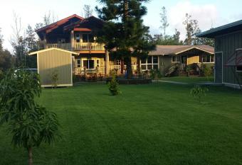 Robbrecht Troost Pottery has Balcony rooms