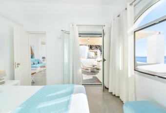 Agali Houses allows 18 year olds to book a room