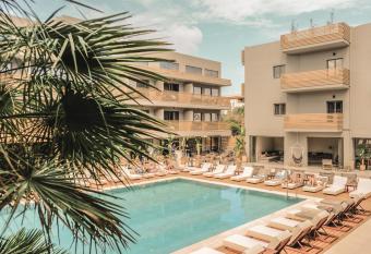 Cook s Club Hersonissos Crete allows 18 year olds to book a room