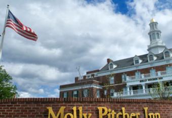 Molly Pitcher Inn has Balcony rooms