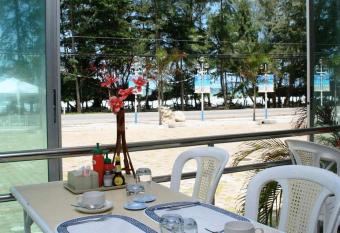 Nice Beach Hotel has Balcony rooms