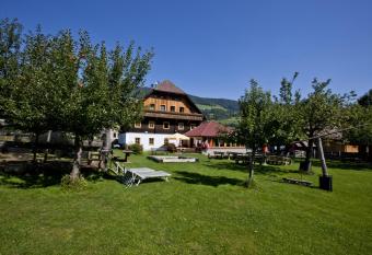 Pension Zechnerhof has Balcony rooms