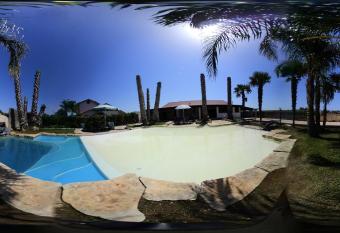 Aurelio Rapillo has Balcony rooms