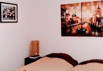 Trikala Apartments 2 has Balcony rooms