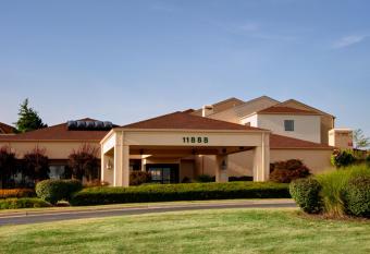 Courtyard by Marriott St. Louis Westport Plaza has Balcony rooms