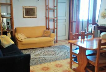 casa vacanze Moggio has Balcony rooms