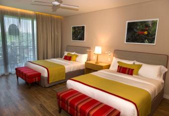 Iguazu Jungle Lodge has Balcony rooms