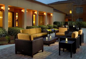 Courtyard by Marriott Birmingham Hoover has Balcony rooms