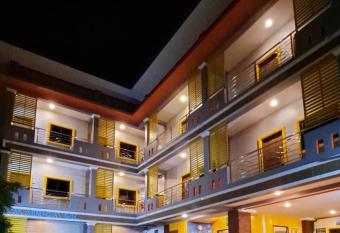 T.Y. Airport Inn has Balcony rooms