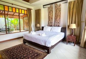 Baleeyan Residence has Balcony rooms