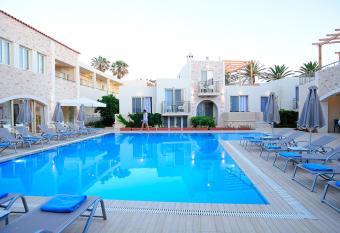 Maravel Star Art Hotel allows 18 year olds to book a room