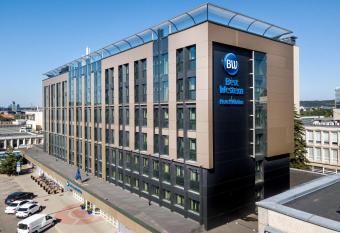 Best Western Vilnius allows 18 year olds to book a room