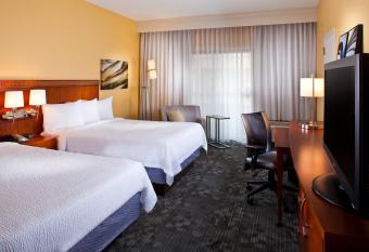 Courtyard by Marriott Huntsville University Drive has Balcony rooms