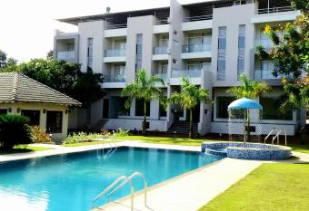 Hotel Sadhana Executive has Smoking/Balcony rooms