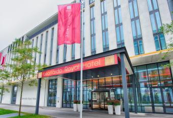 Leonardo Royal Hotel Munich allows 18 year olds to book a room