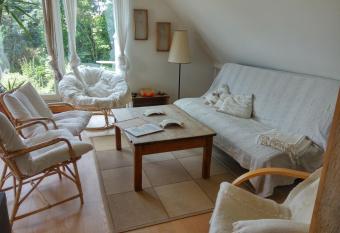 Petersholm allows 18 year olds to book a room