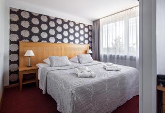 Hotel Panorama allows 18 year olds to book a room