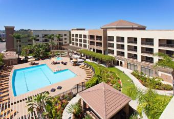 Courtyard by Marriott San Diego Central has Balcony rooms