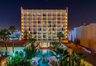 Hotel Lucerna Ciudad Juarez allows 18 year olds to book a room
