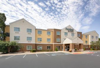 Fairfield Inn & Suites by Marriott Austin-University Area allows 18 year olds to book a room