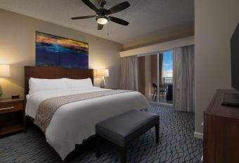 Marriott's BeachPlace Towers has Balcony rooms