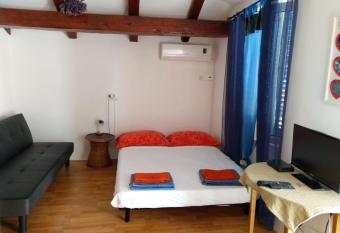 Seaside Villa Katrine has Balcony rooms