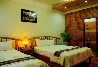 Green hotel has Balcony rooms