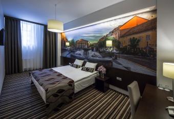 Vilnius City Hotel allows 18 year olds to book a room
