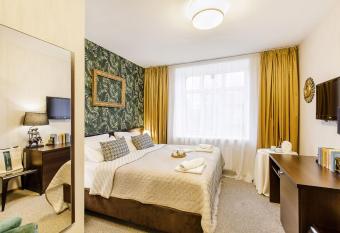 Art Hotel Bohema, Klaip  da allows 18 year olds to book a room