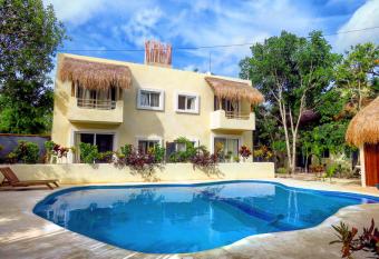 Hotel & Suites Oasis Bacalar has Balcony rooms