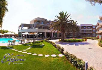 Elysion Hotel has Balcony rooms