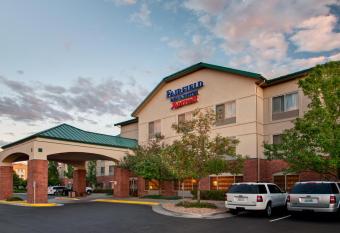Fairfield Inn & Suites by Marriott Denver Airport allows 18 year olds to book a room